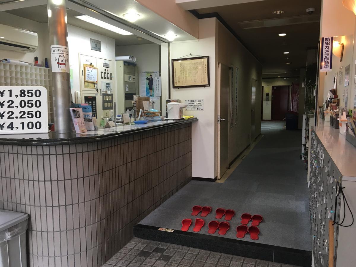 Business Hotel Shinbashi Осака Экстерьер фото